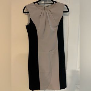 Elie Tahari beige & black sleeveless sheath dress